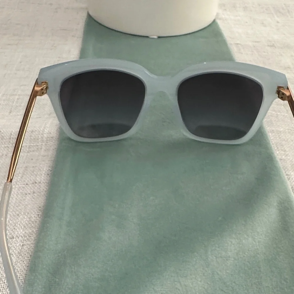 NWOT Diff Bella Light Blue Sunglasses - Picture 5 of 5